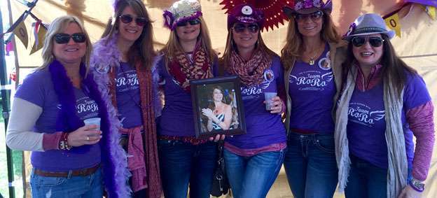 Team RoRo members showing their support for Robin at PurpleStride Atlanta.