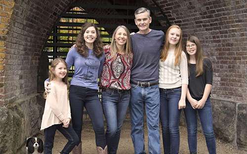 Joe Heiden, pancreatic cancer survivor and American Ninja Warrior, with family in October 2015.