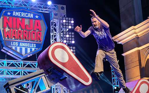 Joe Heiden, pancreatic cancer survivor, on American Ninja Warrior's Los Angeles Qualifier