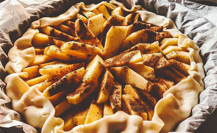 Homemade apple pie with a whole wheat crust can be more nutritious