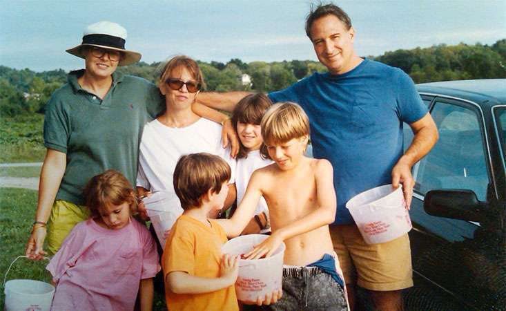 Family and friends of Peter Kenner who passed away from pancreatic cancer in 2010