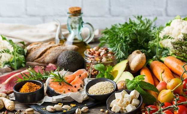 Diabetic-friendly foods such as whole grains can also support pancreatic cancer patients