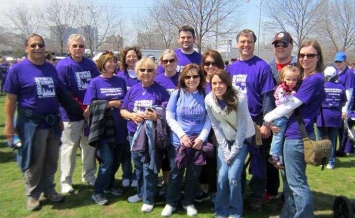 Family of 12-year pancreatic cancer survivor gather around her at 5K walk in Chicago
