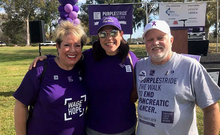 Volunteer with PanCAN founder and singer Erin Willett at Orange County 5K pancreatic cancer walk