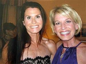 Sister who volunteers for PanCAN smiling with her sister who died of pancreatic cancer 