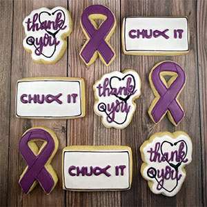 Cookies that say “Chuck It” after pancreatic cancer survivor Chuck Paulausky finishes treatment