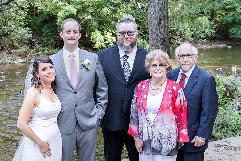 Pancreatic cancer survivor and neurologist Dr. Elliott Schulman and family