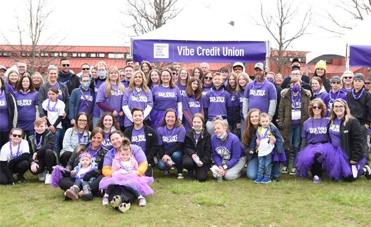 A picture of Vibe Credit Union’s PanCAN PurpleStride Michigan team.